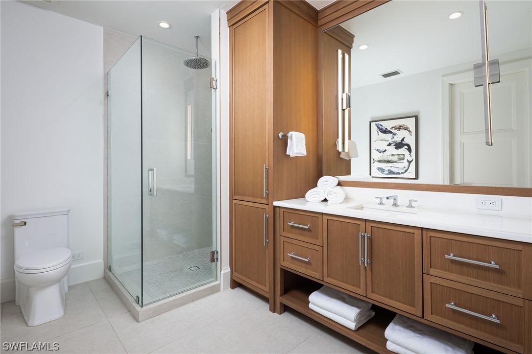 3636 Crayton Rd Naples, FL 34103