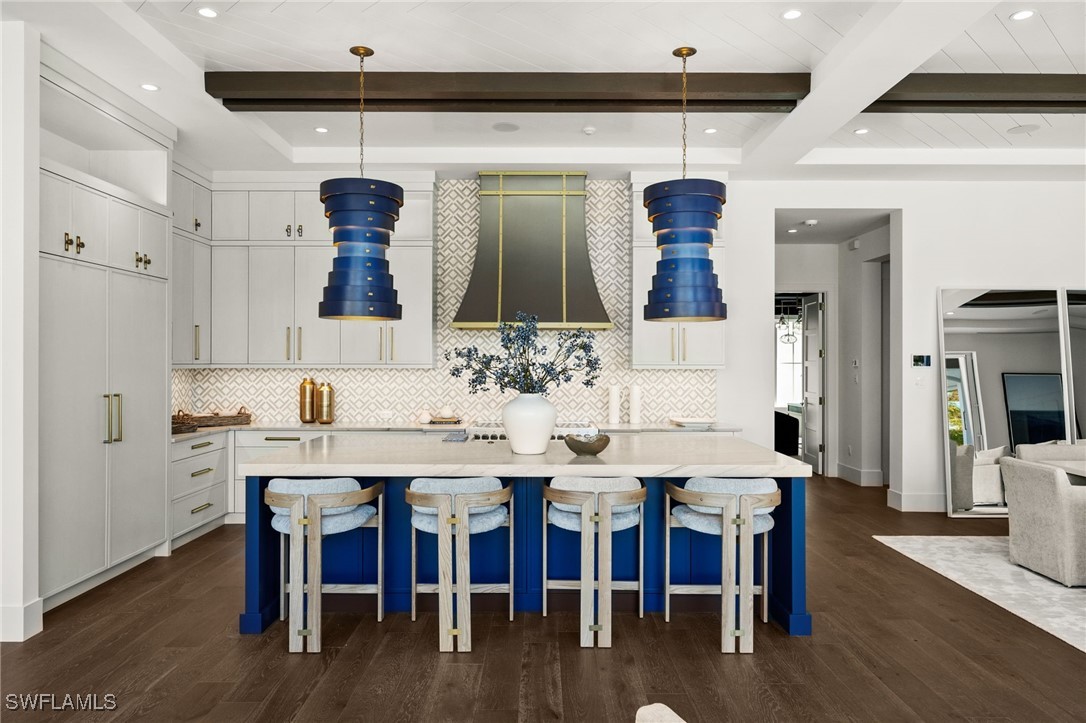 506 Neapolitan Ln Naples, FL 34103