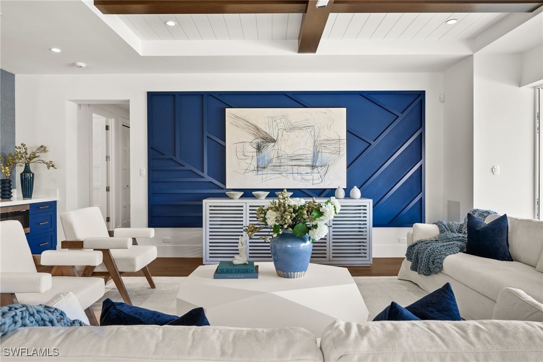 506 Neapolitan Ln Naples, FL 34103