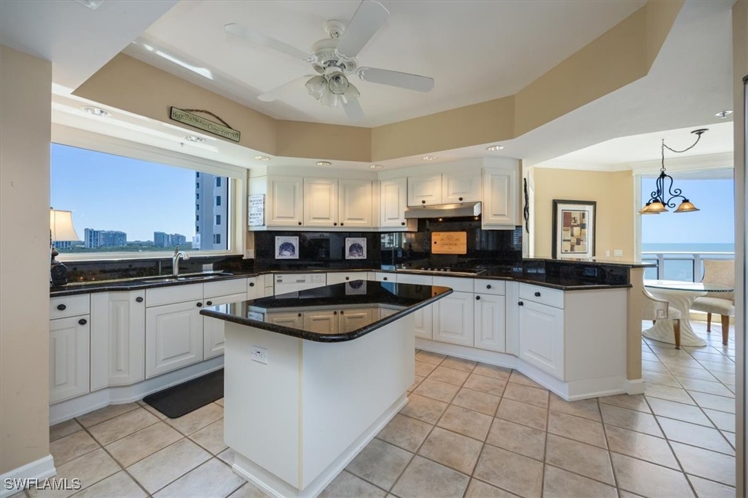 8231 Bay Colony Dr #1101 Naples, FL 34108