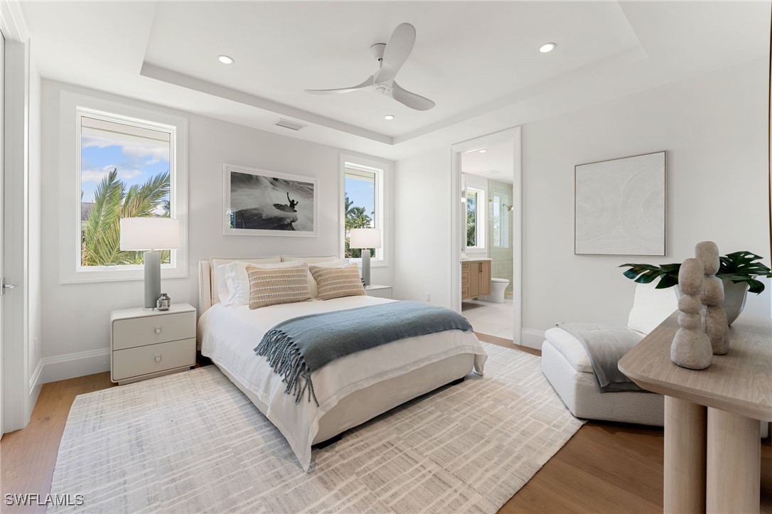 581 14th Ave Naples, FL 34102