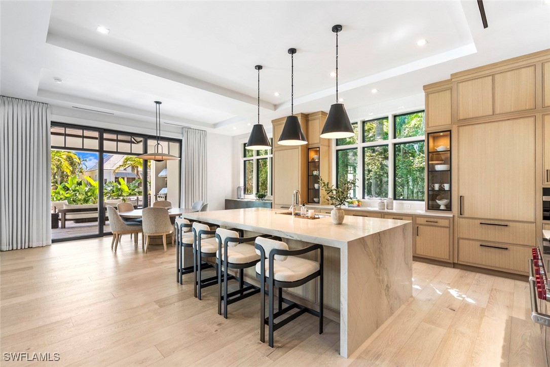 2231 Forrest Ln Naples, FL 34102