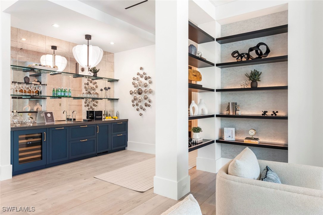 2231 Forrest Ln Naples, FL 34102