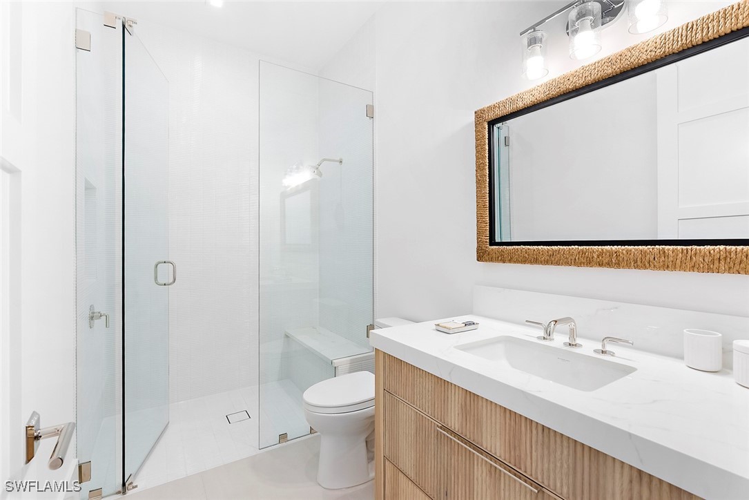 2231 Forrest Ln Naples, FL 34102