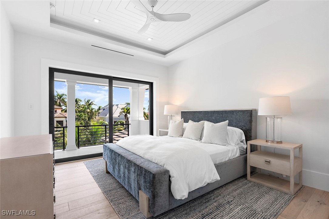 2231 Forrest Ln Naples, FL 34102