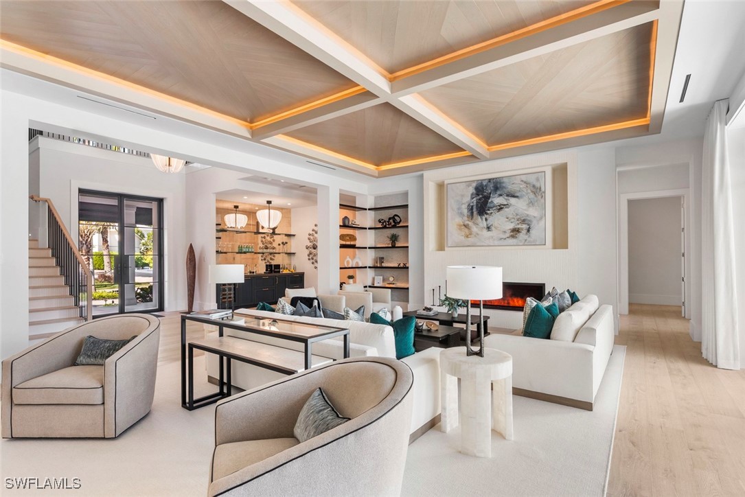 2231 Forrest Ln Naples, FL 34102